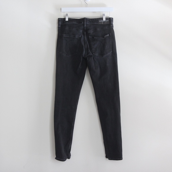 Calvin Klein Mid Rise Slim Jeans - Picture 3 of 9